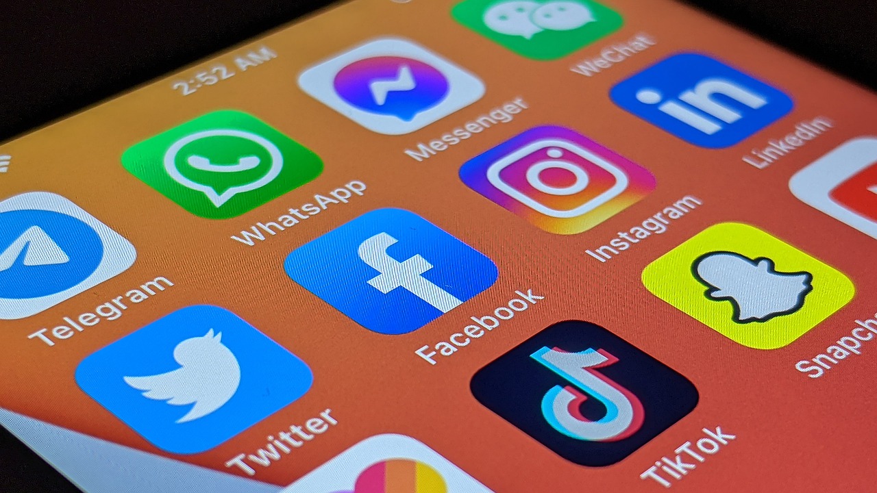 Social media applications